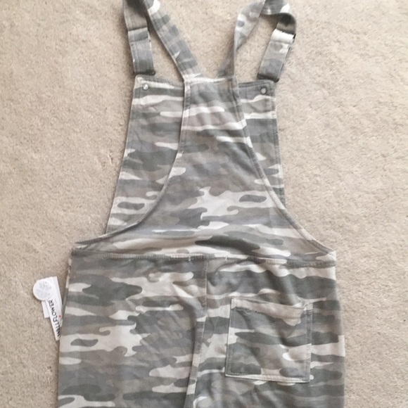 NWT wallflower camo bib overalls - Picture 8 of 12